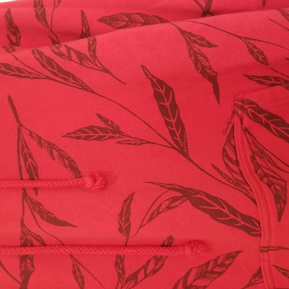 Undefeated men's red streetwear pullover hood with leaf print Size L - Picture 4 of 8